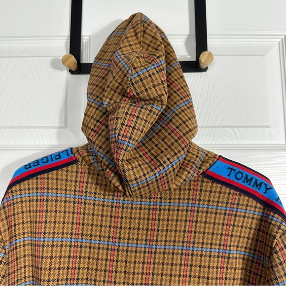 Tommy Hilfiger Essential Plaid Popover Hoodie, size S, stripe sleeve, layer - Picture 13 of 13
